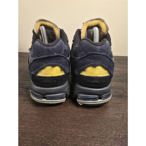 New Balance 2002R M2002RDO Women's Running Shoes Size 9 Blue Men's Size 7.5 - Picture 5 of 7